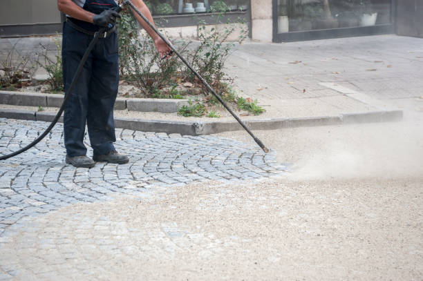 Best Gutter Cleaning  in Kemah, TX